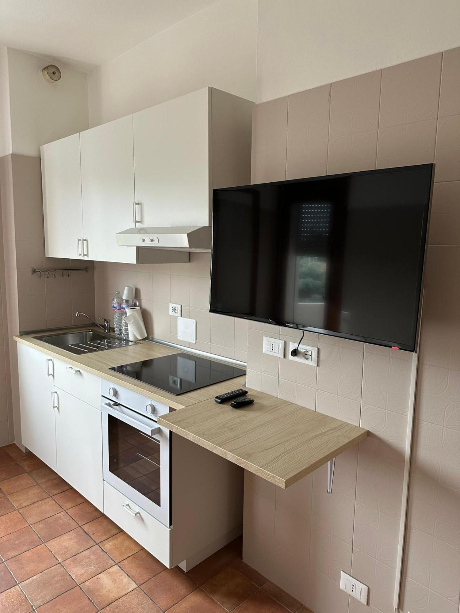 Olimpia House - Camere Accoglienti In Posizione Strategica Reggio nell'Emilia Exterior foto